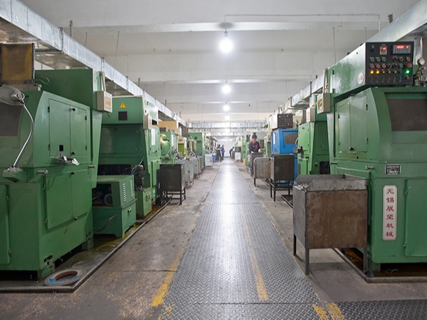 優(yōu)微軸承-磨床車間